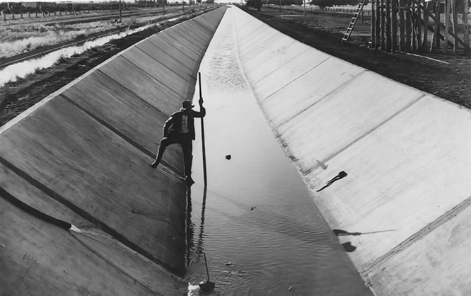 آب، خاک، فردا